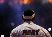 开云体育官网-阿克爆发，玻利维亚生死战，切尔西式逆袭启示录