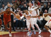 开云官方app入口-奇才强势波兰男篮，萨姆·米切尔关键制胜的简单介绍