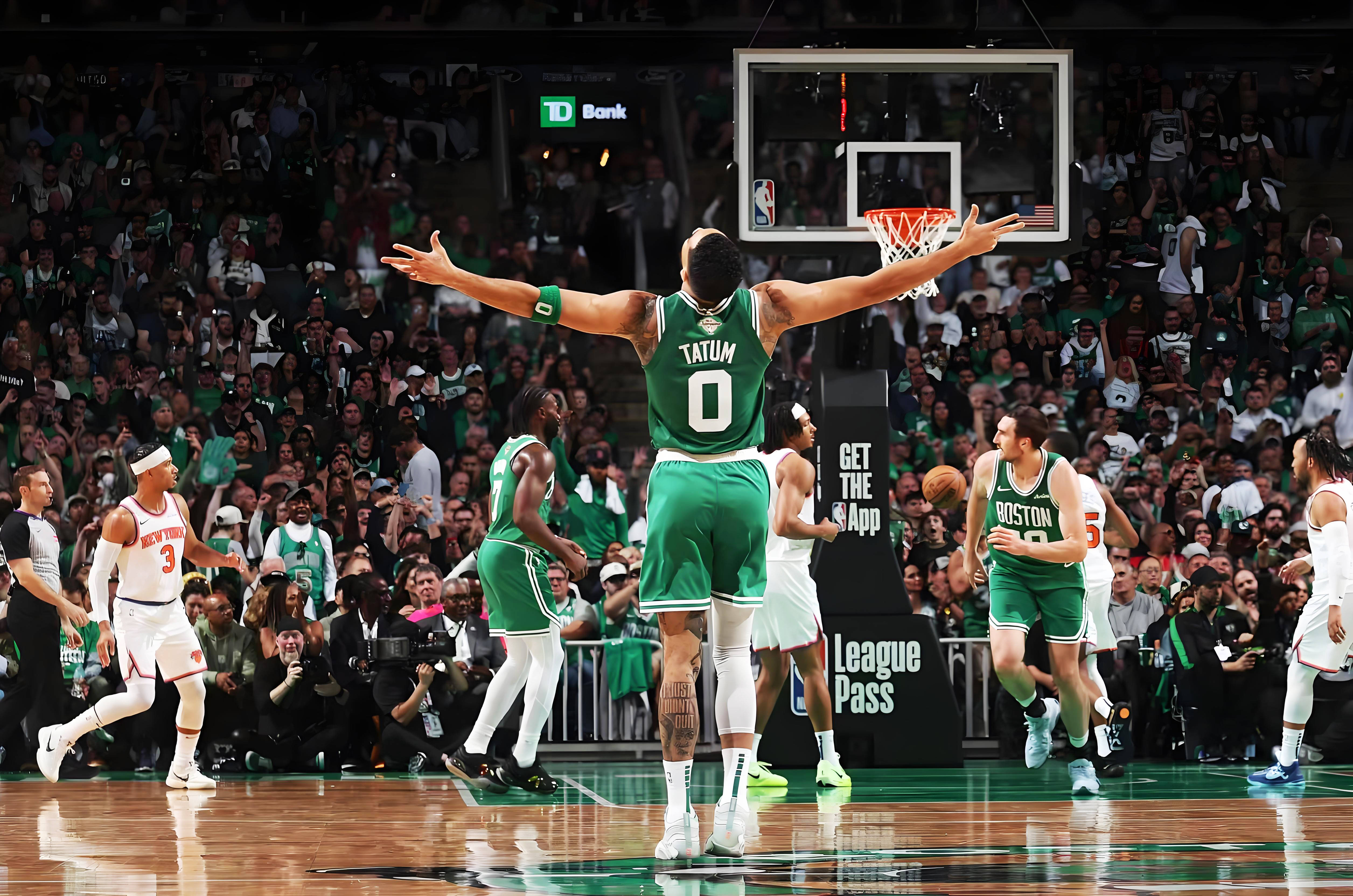 山西队翻盘湖人，塔图姆带队取胜