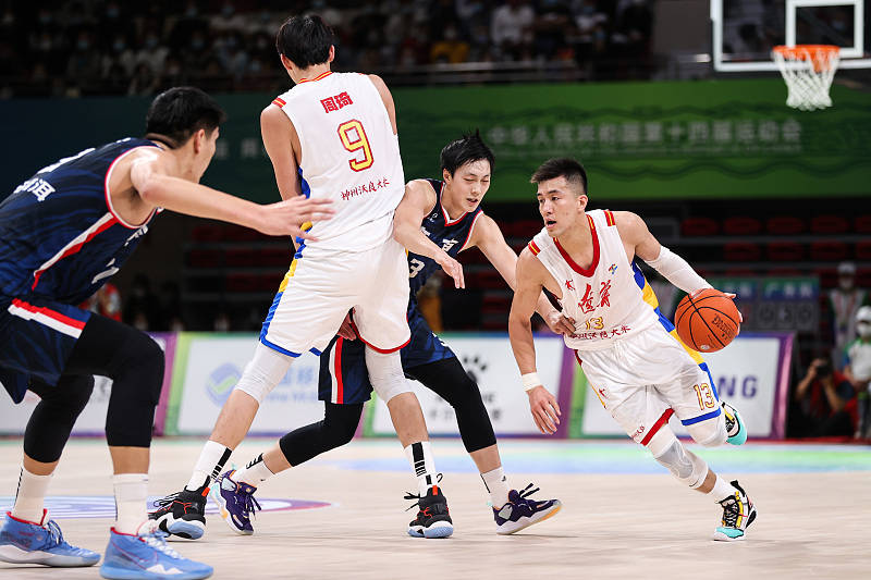 重庆男篮豪取胜利，狂飙猛进突破壁垒的简单介绍