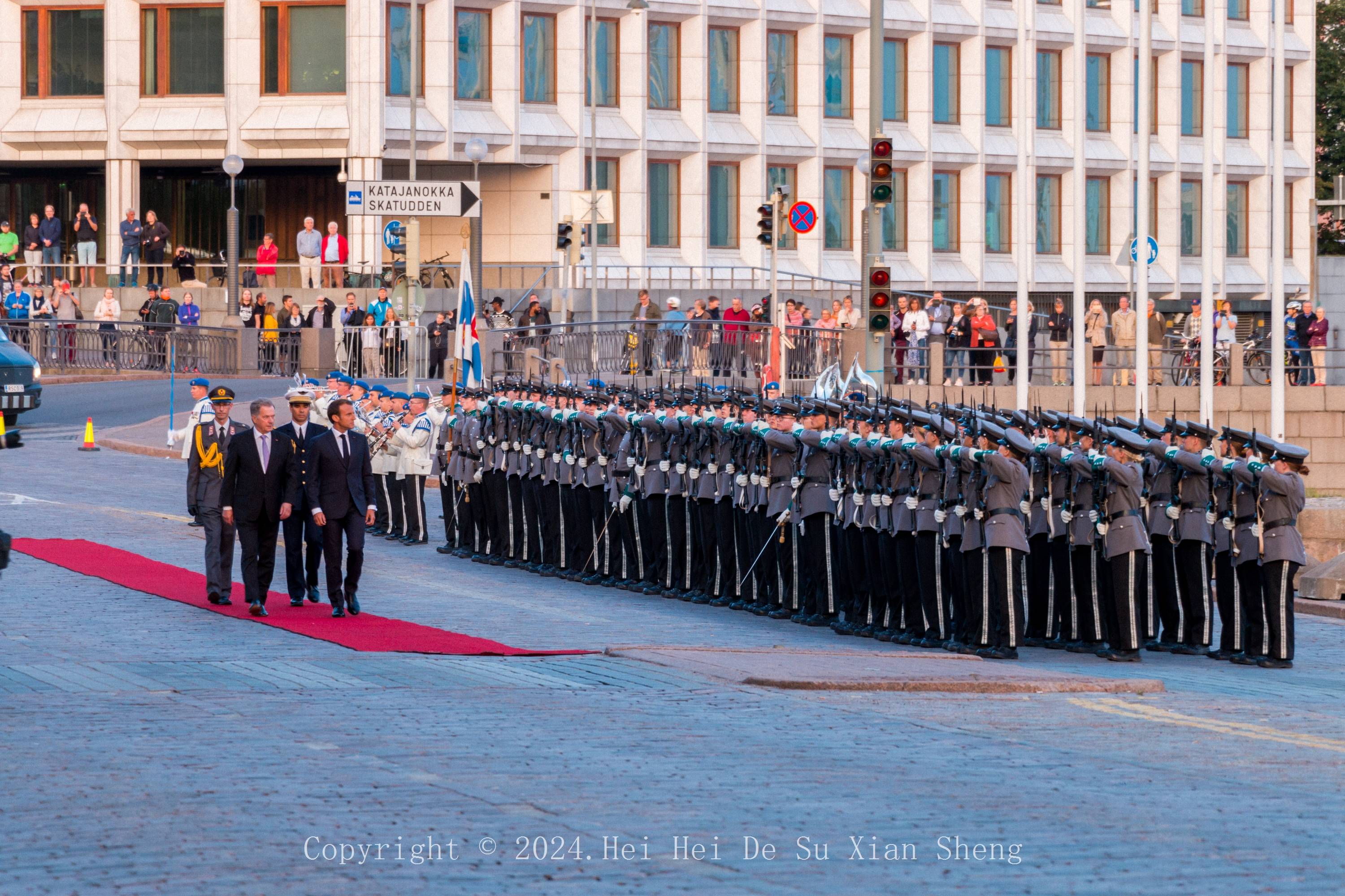 法国队客场战胜芬兰队,取得连胜 法国队客场战胜芬兰队,取得连胜