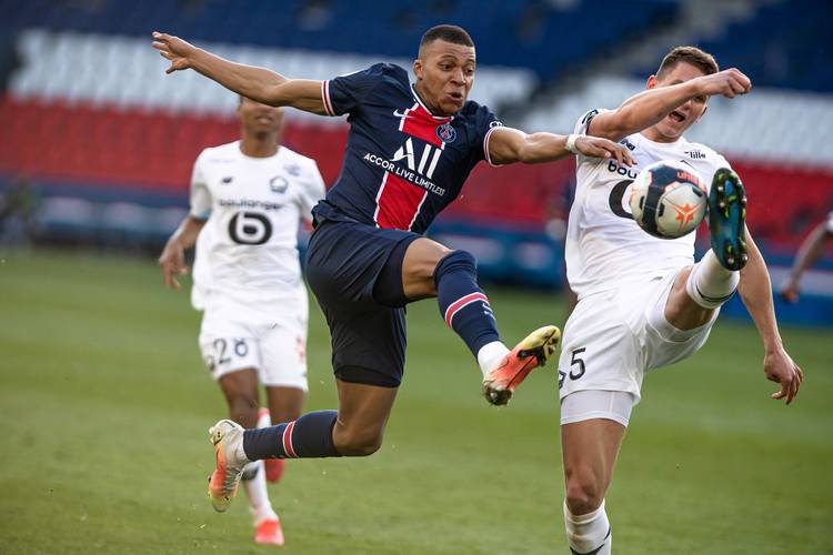 亚眠主场击败梅斯，取得胜利