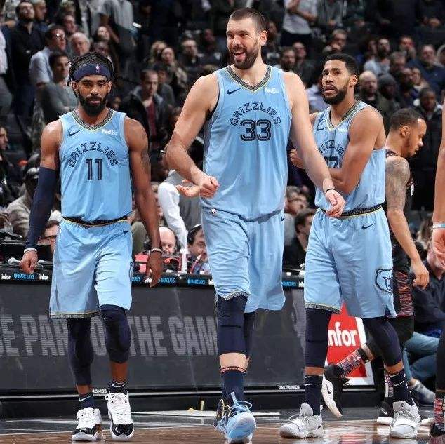 包含灰熊未来之星异军突起,被誉为新希望的词条 包含灰熊未来之星异军突起,被誉为新希望的词条