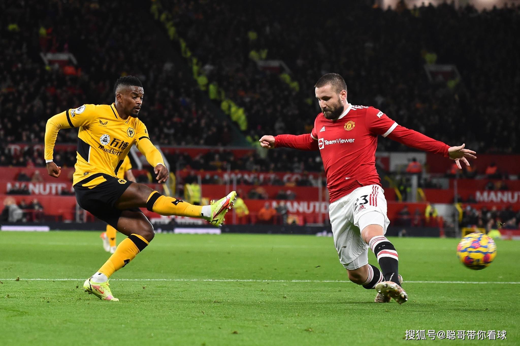 狼队客场获胜,英超球队晋级之路再添胜利的简单介绍 狼队客场获胜,英超球队晋级之路再添胜利的简单介绍