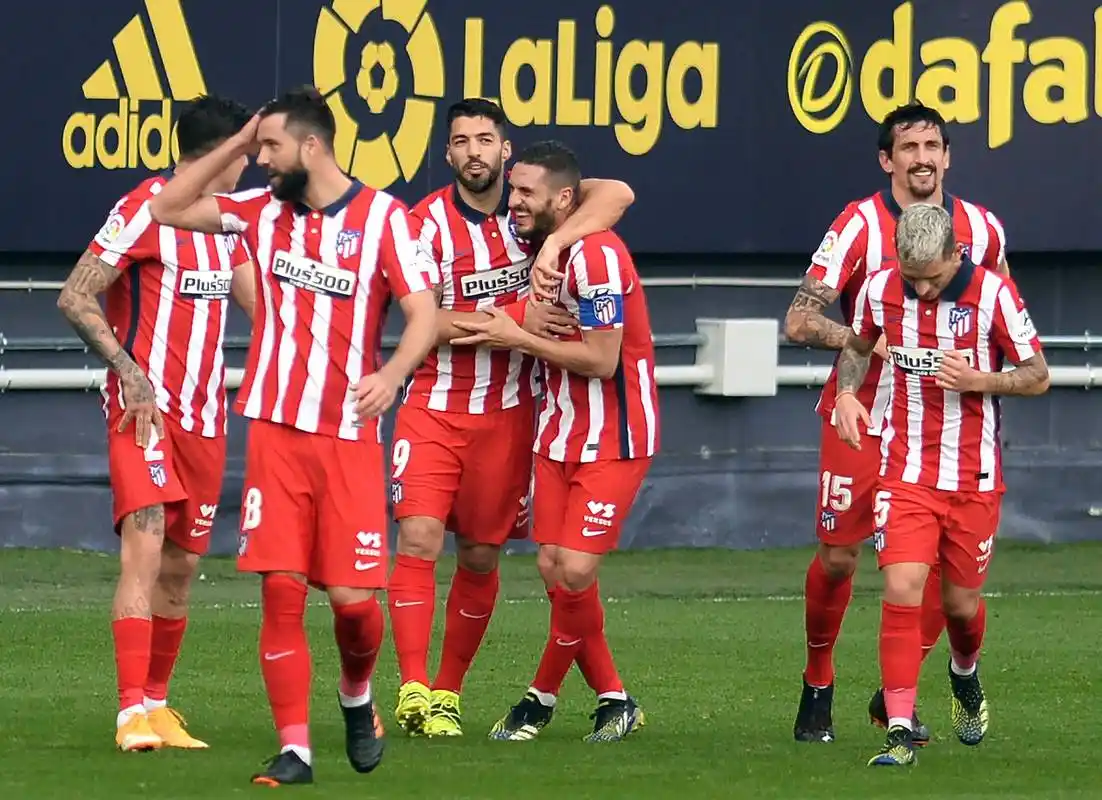 包含马德里竞技大捷晋级，西甲传统豪门再添辉煌的词条