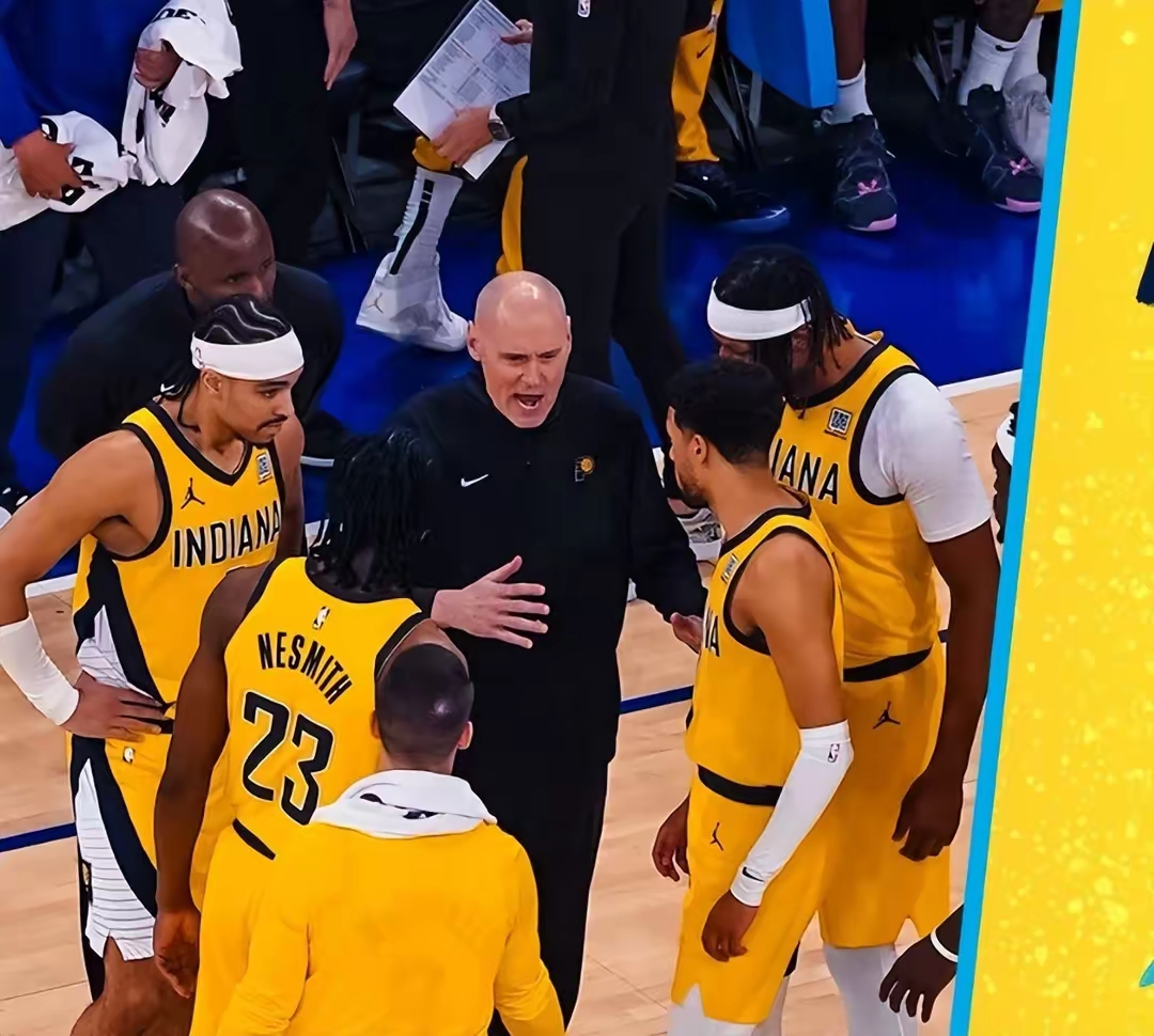 尼克斯队连胜后气势如虹，球迷们期待更多胜利