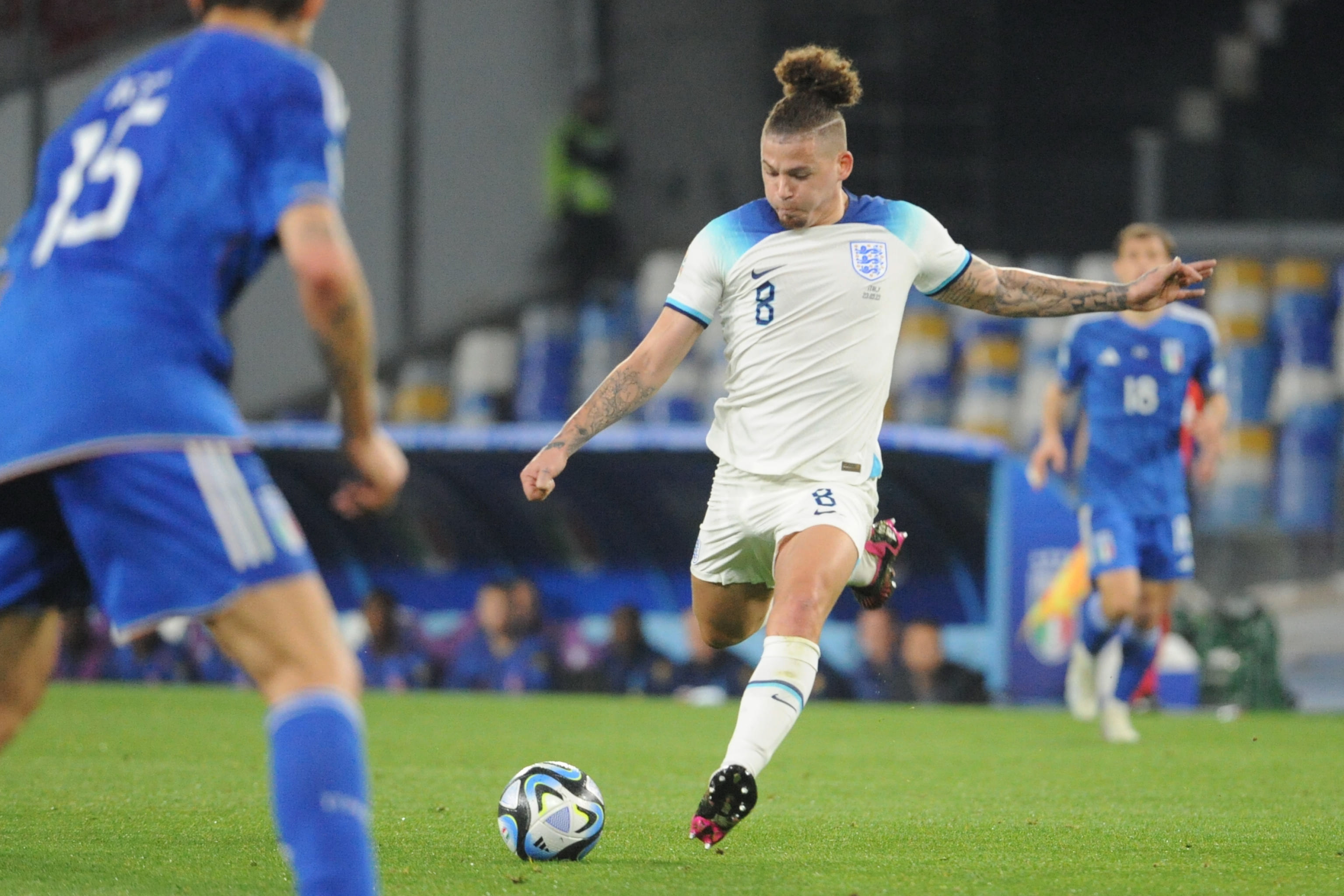 意大利足球赛场上的精彩瞬间