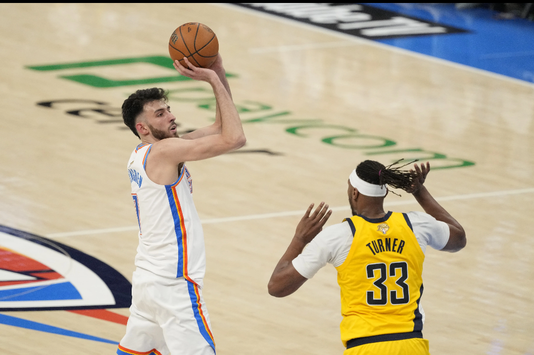 雷霆力克新疆队，恩比德点燃赛场