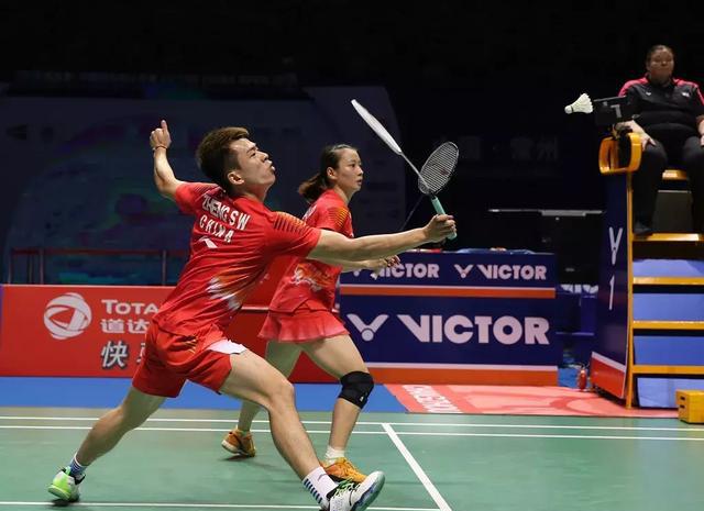 包含泰国队险胜马来西亚队,黄鸭组合点燃赛场的词条 包含泰国队险胜马来西亚队,黄鸭组合点燃赛场的词条