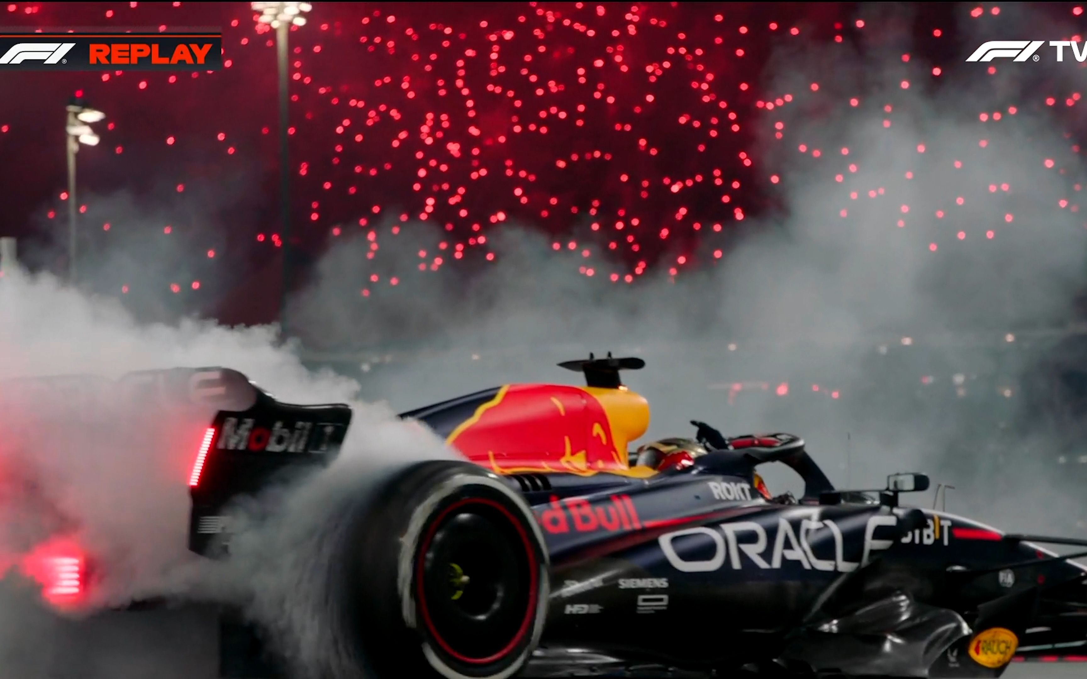 关于红牛二队险胜红牛车队，维斯塔潘关键制胜的信息