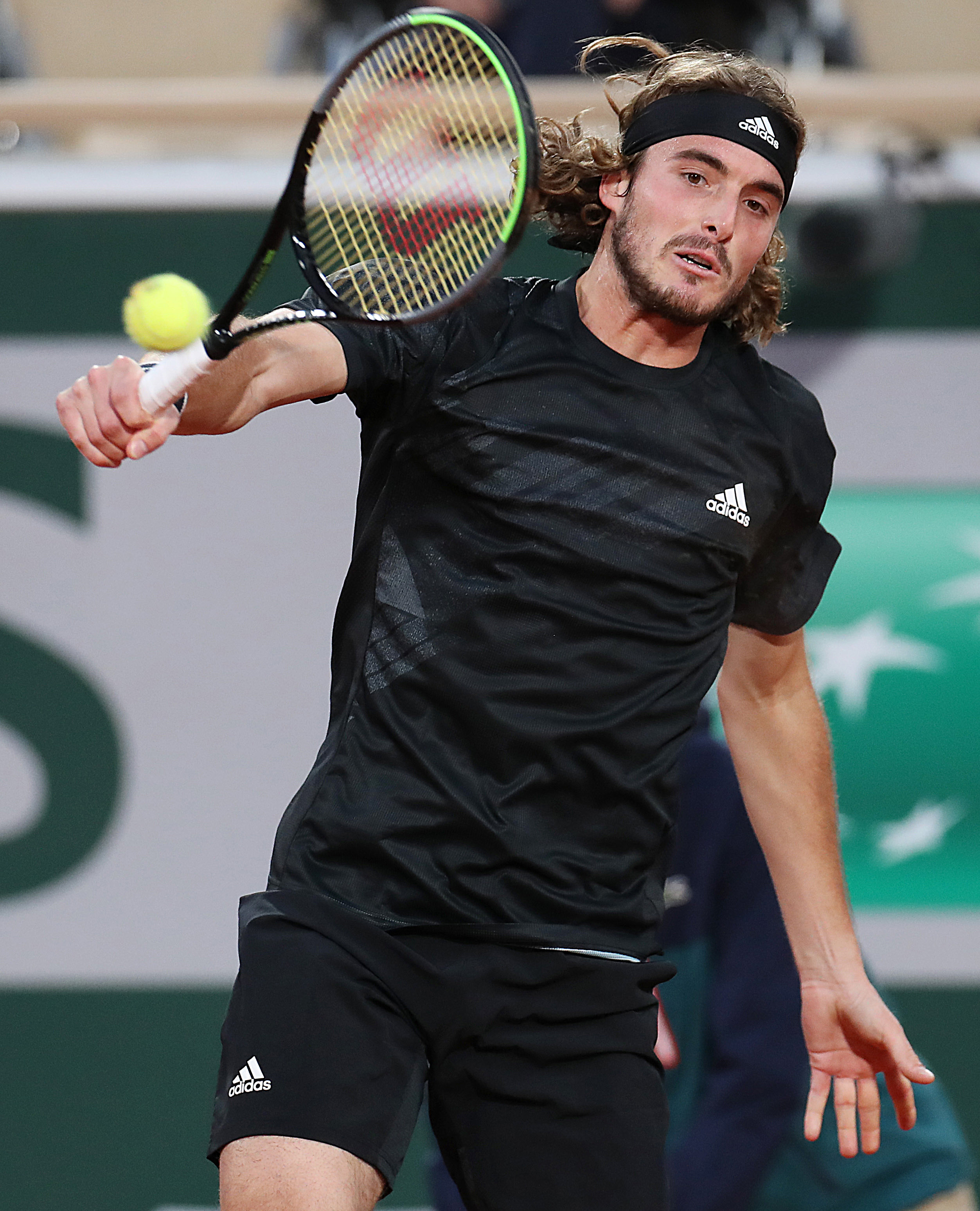 意大利网球队强势德国网球队,西西帕斯制霸全场的简单介绍 意大利网球队强势德国网球队,西西帕斯制霸全场的简单介绍