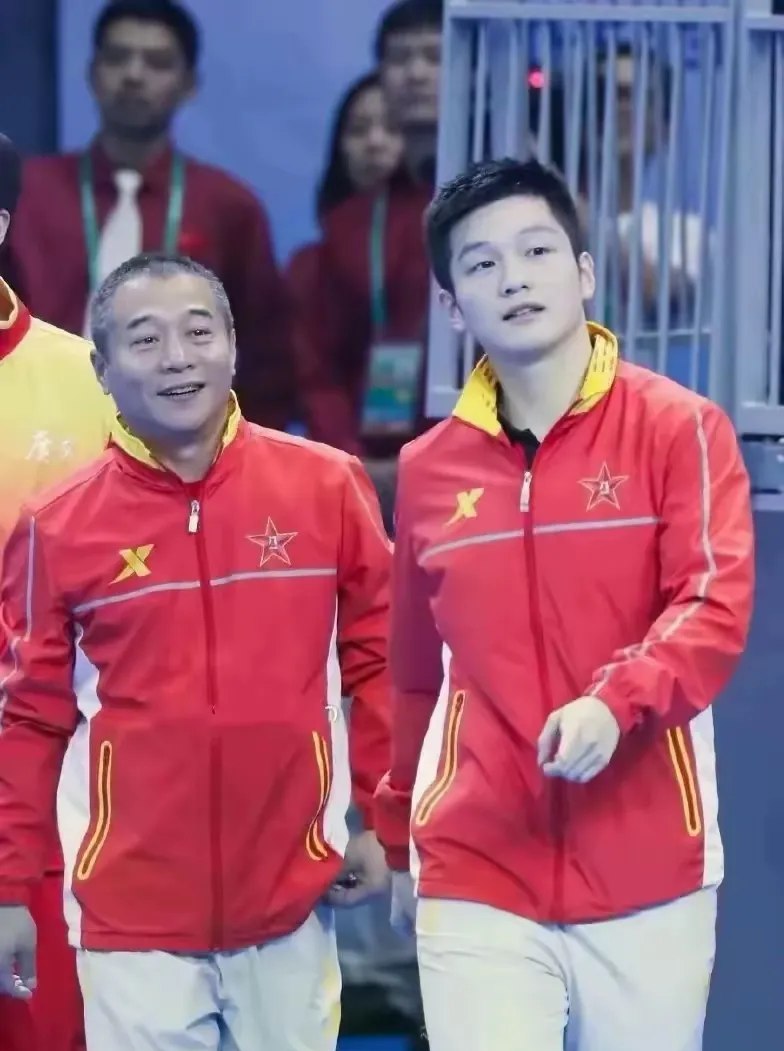 关于中国乒乓球队险胜韩国乒乓球队，波尔送出助攻的信息