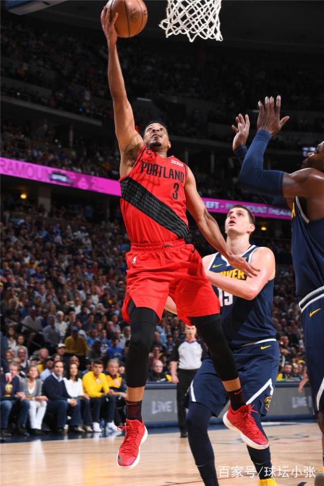 波兰男篮轻取掘金，麦科勒姆一己之力扛起全队的简单介绍