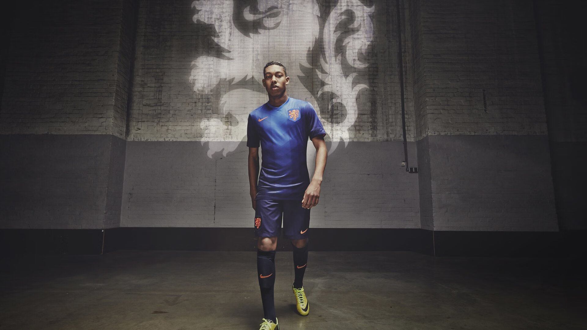 从美加墨世界杯到京沪决战，体育精神的唯一性穿越时空